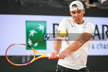 2024-05-20 - Rafael NADAL of Spain during a training session of Roland-Garros 2024, ATP and WTA Grand Slam tennis tournament on May 20, 2024 at Roland-Garros stadium in Paris, France - TENNIS - ROLAND GARROS 2024 - PREVIEWS - INTERNATIONALS - TENNIS