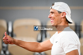 2024-05-20 - Rafael NADAL of Spain during a training session of Roland-Garros 2024, ATP and WTA Grand Slam tennis tournament on May 20, 2024 at Roland-Garros stadium in Paris, France - TENNIS - ROLAND GARROS 2024 - PREVIEWS - INTERNATIONALS - TENNIS