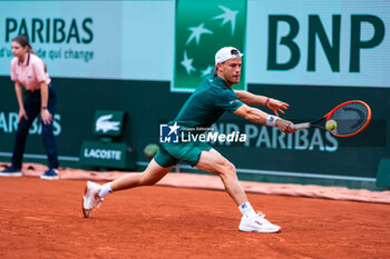 2024-05-21 - Diego SCHWARTZMAN (ARG) during the Roland-Garros 2024, ATP and WTA Grand Slam tennis tournament on May 21, 2024 at Roland-Garros stadium in Paris, France - TENNIS - ROLAND GARROS 2024 - PREVIEW - INTERNATIONALS - TENNIS