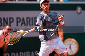 2024-05-21 - Theo PAPAMALAMIS (FRA) during the Roland-Garros 2024, ATP and WTA Grand Slam tennis tournament on May 21, 2024 at Roland-Garros stadium in Paris, France - TENNIS - ROLAND GARROS 2024 - PREVIEW - INTERNATIONALS - TENNIS