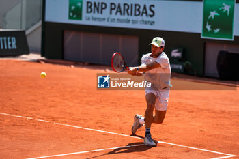 2024-05-21 - Tommy PAUL (USA) during the Roland-Garros 2024, ATP and WTA Grand Slam tennis tournament on May 21, 2024 at Roland-Garros stadium in Paris, France - TENNIS - ROLAND GARROS 2024 - PREVIEW - INTERNATIONALS - TENNIS