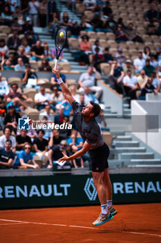 2024-05-21 - Quentin HALYS (FRA) during the Roland-Garros 2024, ATP and WTA Grand Slam tennis tournament on May 21, 2024 at Roland-Garros stadium in Paris, France - TENNIS - ROLAND GARROS 2024 - PREVIEW - INTERNATIONALS - TENNIS