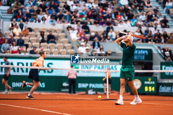 2024-05-21 - Diego SCHWARTZMAN (ARG) during the Roland-Garros 2024, ATP and WTA Grand Slam tennis tournament on May 22, 2024 at Roland-Garros stadium in Paris, France - TENNIS - ROLAND GARROS 2024 - PREVIEW - INTERNATIONALS - TENNIS