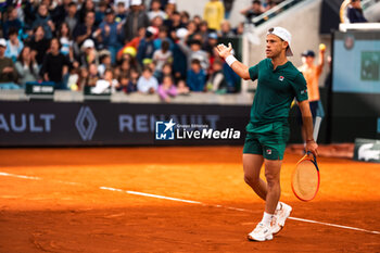 2024-05-21 - Diego SCHWARTZMAN (ARG) during the Roland-Garros 2024, ATP and WTA Grand Slam tennis tournament on May 22, 2024 at Roland-Garros stadium in Paris, France - TENNIS - ROLAND GARROS 2024 - PREVIEW - INTERNATIONALS - TENNIS