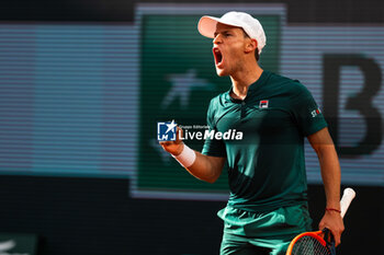 2024-05-21 - Diego SCHWARTZMAN (ARG) during the Roland-Garros 2024, ATP and WTA Grand Slam tennis tournament on May 22, 2024 at Roland-Garros stadium in Paris, France - TENNIS - ROLAND GARROS 2024 - PREVIEW - INTERNATIONALS - TENNIS