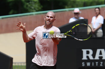 2024-05-22 - Adrian MANNARINO (FRA) during the Open Parc Auvergne-Rhone-Alpes Lyon 2024, ATP 250 Tennis tournament on May 22, 2024 at Parc de la Tete d'Or in Lyon, France - TENNIS - OPEN PARC LYON 2024 - INTERNATIONALS - TENNIS