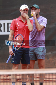 2024-05-22 - Edouard ROGER-VASSELIN (FRA) and Santiago GONZALEZ (MEX) during the Open Parc Auvergne-Rhone-Alpes Lyon 2024, ATP 250 Tennis tournament on May 22, 2024 at Parc de la Tete d'Or in Lyon, France - TENNIS - OPEN PARC LYON 2024 - INTERNATIONALS - TENNIS