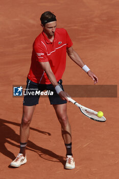 2024-05-22 - Arthur RINDERKNECH (FRA) during the Open Parc Auvergne-Rhone-Alpes Lyon 2024, ATP 250 Tennis tournament on May 22, 2024 at Parc de la Tete d'Or in Lyon, France - TENNIS - OPEN PARC LYON 2024 - INTERNATIONALS - TENNIS