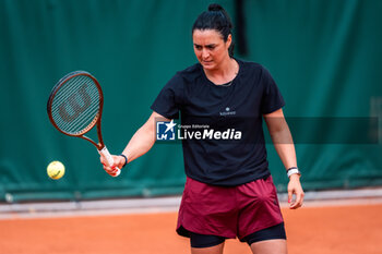 2024-05-24 - Ons JABEUR (TUN) during the Roland-Garros 2024, ATP and WTA Grand Slam tennis tournament on May 24, 2024 at Roland-Garros stadium in Paris, France - TENNIS - ROLAND GARROS 2024 - PREVIEW - INTERNATIONALS - TENNIS