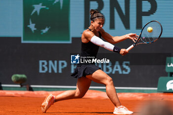 2024-05-24 - Sara ERRANI (ITA) during the Roland-Garros 2024, ATP and WTA Grand Slam tennis tournament on May 24, 2024 at Roland-Garros stadium in Paris, France - TENNIS - ROLAND GARROS 2024 - PREVIEW - INTERNATIONALS - TENNIS