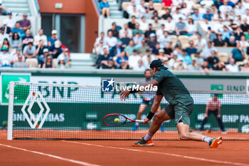 2024-05-24 - Zizou BERGS (BEL) during the Roland-Garros 2024, ATP and WTA Grand Slam tennis tournament on May 24, 2024 at Roland-Garros stadium in Paris, France - TENNIS - ROLAND GARROS 2024 - PREVIEW - INTERNATIONALS - TENNIS