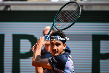 2024-05-26 - Lorenzo SONEGO of Italy during the first day of Roland-Garros 2024, ATP and WTA Grand Slam tennis tournament on May 26, 2024 at Roland-Garros stadium in Paris, France - TENNIS - ROLAND GARROS 2024 - 26/05 - INTERNATIONALS - TENNIS