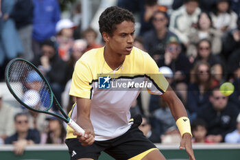 2024-05-26 - Gabriel Diallo of Canada during day 1 of the 2024 French Open, Roland-Garros 2024, Grand Slam tennis tournament on May 26, 2024 at Roland-Garros stadium in Paris, France - TENNIS - ROLAND GARROS 2024 - 26/05 - INTERNATIONALS - TENNIS