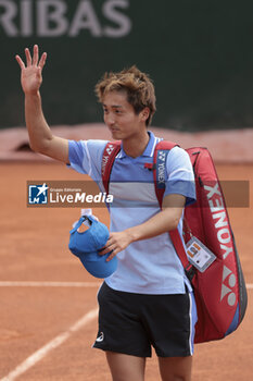 2024-05-26 - Shintaro Mochizuki of Japan during day 1 of the 2024 French Open, Roland-Garros 2024, Grand Slam tennis tournament on May 26, 2024 at Roland-Garros stadium in Paris, France - TENNIS - ROLAND GARROS 2024 - 26/05 - INTERNATIONALS - TENNIS