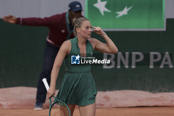 2024-05-26 - Marta Kostyuk of Ukraine during day 1 of the 2024 French Open, Roland-Garros 2024, Grand Slam tennis tournament on May 26, 2024 at Roland-Garros stadium in Paris, France - TENNIS - ROLAND GARROS 2024 - 26/05 - INTERNATIONALS - TENNIS