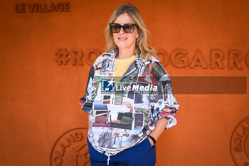 2024-05-26 - Karin VIARD during the first day of Roland-Garros 2024, ATP and WTA Grand Slam tennis tournament on May 26, 2024 at Roland-Garros stadium in Paris, France - TENNIS - ROLAND GARROS 2024 - 26/05 - INTERNATIONALS - TENNIS