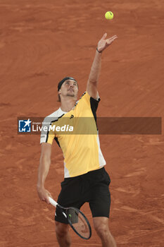 2024-05-27 - Alexander Zverev aka Sascha Zverev of Germany during his first round match against Rafael Nadal of Spain on day 2 of the 2024 French Open, Roland-Garros 2024, Grand Slam tennis tournament on May 27, 2024 at Roland-Garros stadium in Paris, France - TENNIS - ROLAND GARROS 2024 - 27/05 - INTERNATIONALS - TENNIS