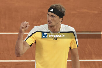 2024-05-27 - Alexander Zverev aka Sascha Zverev of Germany during his first round match against Rafael Nadal of Spain on day 2 of the 2024 French Open, Roland-Garros 2024, Grand Slam tennis tournament on May 27, 2024 at Roland-Garros stadium in Paris, France - TENNIS - ROLAND GARROS 2024 - 27/05 - INTERNATIONALS - TENNIS