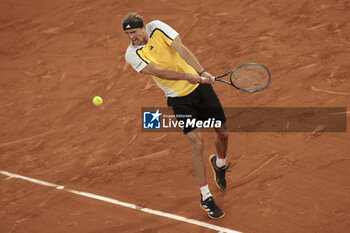 2024-05-27 - Alexander Zverev aka Sascha Zverev of Germany during his first round match against Rafael Nadal of Spain on day 2 of the 2024 French Open, Roland-Garros 2024, Grand Slam tennis tournament on May 27, 2024 at Roland-Garros stadium in Paris, France - TENNIS - ROLAND GARROS 2024 - 27/05 - INTERNATIONALS - TENNIS