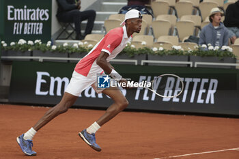 2024-05-27 - Christopher Eubanks of USA during day 2 of the 2024 French Open, Roland-Garros 2024, Grand Slam tennis tournament on May 27, 2024 at Roland-Garros stadium in Paris, France - TENNIS - ROLAND GARROS 2024 - 27/05 - INTERNATIONALS - TENNIS