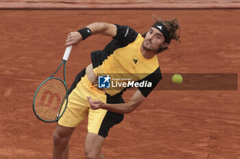 2024-05-27 - Stefanos Tsitsipas of Greece during day 2 of the 2024 French Open, Roland-Garros 2024, Grand Slam tennis tournament on May 27, 2024 at Roland-Garros stadium in Paris, France - TENNIS - ROLAND GARROS 2024 - 27/05 - INTERNATIONALS - TENNIS