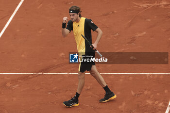 2024-05-27 - Stefanos Tsitsipas of Greece during day 2 of the 2024 French Open, Roland-Garros 2024, Grand Slam tennis tournament on May 27, 2024 at Roland-Garros stadium in Paris, France - TENNIS - ROLAND GARROS 2024 - 27/05 - INTERNATIONALS - TENNIS