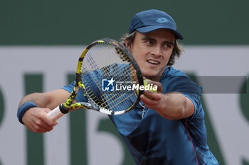 2024-05-28 - Adam Walton of Australia during day 3 of 2024 French Open, Roland-Garros 2024, Grand Slam tennis tournament on May 28, 2024 at Roland-Garros stadium in Paris, France - TENNIS - ROLAND GARROS 2024 - 28/05 - INTERNATIONALS - TENNIS