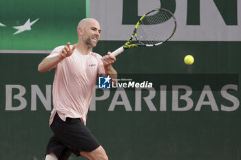 2024-05-28 - Adrian Mannarino of France during day 3 of 2024 French Open, Roland-Garros 2024, Grand Slam tennis tournament on May 28, 2024 at Roland-Garros stadium in Paris, France - TENNIS - ROLAND GARROS 2024 - 28/05 - INTERNATIONALS - TENNIS