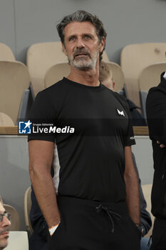 2024-05-28 - Patrick Mouratoglou during day 3 of 2024 French Open, Roland-Garros 2024, Grand Slam tennis tournament on May 28, 2024 at Roland-Garros stadium in Paris, France - TENNIS - ROLAND GARROS 2024 - 28/05 - INTERNATIONALS - TENNIS