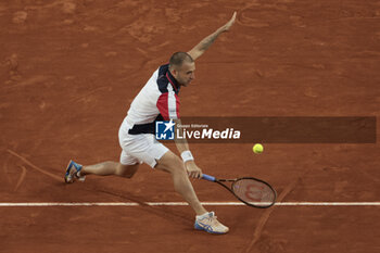 2024-05-28 - Dan Evans of Great Britain during day 3 of 2024 French Open, Roland-Garros 2024, Grand Slam tennis tournament on May 28, 2024 at Roland-Garros stadium in Paris, France - TENNIS - ROLAND GARROS 2024 - 28/05 - INTERNATIONALS - TENNIS