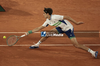 2024-05-28 - Pierre-Hughes Herbert of France during day 3 of 2024 French Open, Roland-Garros 2024, Grand Slam tennis tournament on May 28, 2024 at Roland-Garros stadium in Paris, France - TENNIS - ROLAND GARROS 2024 - 28/05 - INTERNATIONALS - TENNIS