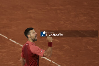 2024-05-28 - Novak Djokovic of Serbia during day 3 of 2024 French Open, Roland-Garros 2024, Grand Slam tennis tournament on May 28, 2024 at Roland-Garros stadium in Paris, France - TENNIS - ROLAND GARROS 2024 - 28/05 - INTERNATIONALS - TENNIS