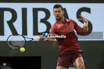 2024-05-28 - Novak Djokovic of Serbia during day 3 of 2024 French Open, Roland-Garros 2024, Grand Slam tennis tournament on May 28, 2024 at Roland-Garros stadium in Paris, France - TENNIS - ROLAND GARROS 2024 - 28/05 - INTERNATIONALS - TENNIS