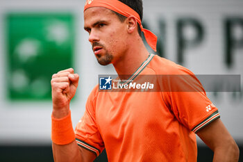 2024-05-29 - Daniel ALTMAIER of Germany celebrates his point during the fourth day of Roland-Garros 2024, ATP and WTA Grand Slam tennis tournament on May 29, 2024 at Roland-Garros stadium in Paris, France - TENNIS - ROLAND GARROS 2024 - 29/05 - INTERNATIONALS - TENNIS