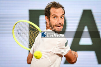 2024-05-29 - Richard GASQUET of France during the fourth day of Roland-Garros 2024, ATP and WTA Grand Slam tennis tournament on May 29, 2024 at Roland-Garros stadium in Paris, France - TENNIS - ROLAND GARROS 2024 - 29/05 - INTERNATIONALS - TENNIS