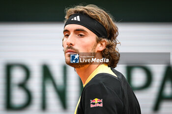 2024-05-29 - Stefanos TSITSIPAS of Greece during the fourth day of Roland-Garros 2024, ATP and WTA Grand Slam tennis tournament on May 29, 2024 at Roland-Garros stadium in Paris, France - TENNIS - ROLAND GARROS 2024 - 29/05 - INTERNATIONALS - TENNIS