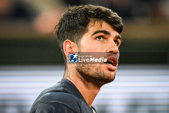 2024-05-29 - Carlos ALCARAZ of Spain during the fourth day of Roland-Garros 2024, ATP and WTA Grand Slam tennis tournament on May 29, 2024 at Roland-Garros stadium in Paris, France - TENNIS - ROLAND GARROS 2024 - 29/05 - INTERNATIONALS - TENNIS