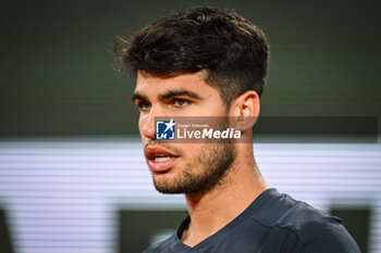 2024-05-29 - Carlos ALCARAZ of Spain during the fourth day of Roland-Garros 2024, ATP and WTA Grand Slam tennis tournament on May 29, 2024 at Roland-Garros stadium in Paris, France - TENNIS - ROLAND GARROS 2024 - 29/05 - INTERNATIONALS - TENNIS