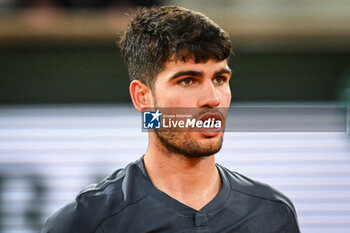 2024-05-29 - Carlos ALCARAZ of Spain during the fourth day of Roland-Garros 2024, ATP and WTA Grand Slam tennis tournament on May 29, 2024 at Roland-Garros stadium in Paris, France - TENNIS - ROLAND GARROS 2024 - 29/05 - INTERNATIONALS - TENNIS