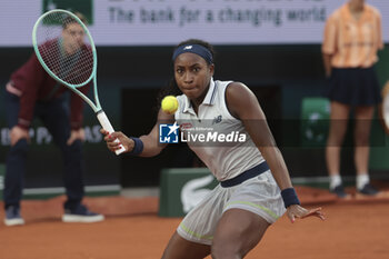 2024-05-29 - Cori Coco Gauff of USA during day 4 of the 2024 French Open, Roland-Garros 2024, Grand Slam tennis tournament on May 29, 2024 at Roland-Garros stadium in Paris, France - TENNIS - ROLAND GARROS 2024 - 29/05 - INTERNATIONALS - TENNIS