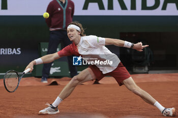 2024-05-29 - Andrey Rublev of Russia during day 4 of the 2024 French Open, Roland-Garros 2024, Grand Slam tennis tournament on May 29, 2024 at Roland-Garros stadium in Paris, France - TENNIS - ROLAND GARROS 2024 - 29/05 - INTERNATIONALS - TENNIS