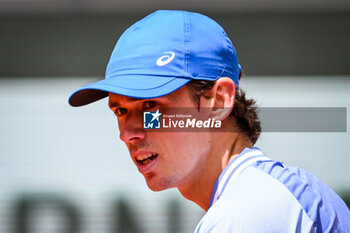 2024-06-03 - Alex DE MINAUR of Australia during the ninth day of Roland-Garros 2024, ATP and WTA Grand Slam tennis tournament on June 03, 2024 at Roland-Garros stadium in Paris, France - TENNIS - ROLAND GARROS 2024 - 03/06 - INTERNATIONALS - TENNIS