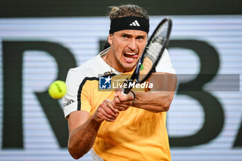 2024-06-03 - Alexander ZVEREV of Germany during the ninth day of Roland-Garros 2024, ATP and WTA Grand Slam tennis tournament on June 03, 2024 at Roland-Garros stadium in Paris, France - TENNIS - ROLAND GARROS 2024 - 03/06 - INTERNATIONALS - TENNIS