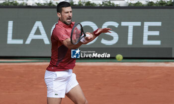 2024-06-03 - Novak Djokovic of Serbia during day 9 of the 2024 French Open, Roland-Garros 2024, Grand Slam tennis tournament on June 3, 2024 at Roland-Garros stadium in Paris, France - TENNIS - ROLAND GARROS 2024 - 03/06 - INTERNATIONALS - TENNIS