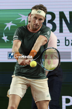 2024-06-03 - Casper Ruud of Norway during day 9 of the 2024 French Open, Roland-Garros 2024, Grand Slam tennis tournament on June 3, 2024 at Roland-Garros stadium in Paris, France - TENNIS - ROLAND GARROS 2024 - 03/06 - INTERNATIONALS - TENNIS