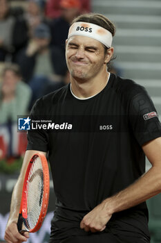 2024-06-03 - Taylor Fritz of USA during day 9 of the 2024 French Open, Roland-Garros 2024, Grand Slam tennis tournament on June 3, 2024 at Roland-Garros stadium in Paris, France - TENNIS - ROLAND GARROS 2024 - 03/06 - INTERNATIONALS - TENNIS