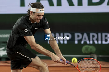 2024-06-03 - Taylor Fritz of USA during day 9 of the 2024 French Open, Roland-Garros 2024, Grand Slam tennis tournament on June 3, 2024 at Roland-Garros stadium in Paris, France - TENNIS - ROLAND GARROS 2024 - 03/06 - INTERNATIONALS - TENNIS