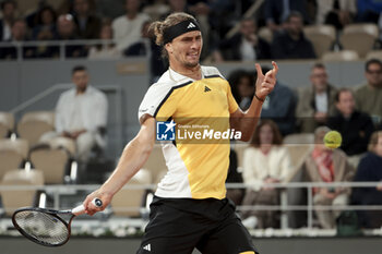 2024-06-03 - Alexander Zverev of Germany during day 9 of the 2024 French Open, Roland-Garros 2024, Grand Slam tennis tournament on June 3, 2024 at Roland-Garros stadium in Paris, France - TENNIS - ROLAND GARROS 2024 - 03/06 - INTERNATIONALS - TENNIS