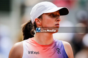 2024-06-06 - Iga SWIATEK of Poland during the twelfth day of Roland-Garros 2024, ATP and WTA Grand Slam tennis tournament on June 06, 2024 at Roland-Garros stadium in Paris, France - TENNIS - ROLAND GARROS 2024 - 06/06 - INTERNATIONALS - TENNIS