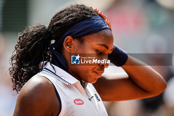 2024-06-06 - Coco GAUFF of United States looks dejected during the twelfth day of Roland-Garros 2024, ATP and WTA Grand Slam tennis tournament on June 06, 2024 at Roland-Garros stadium in Paris, France - TENNIS - ROLAND GARROS 2024 - 06/06 - INTERNATIONALS - TENNIS